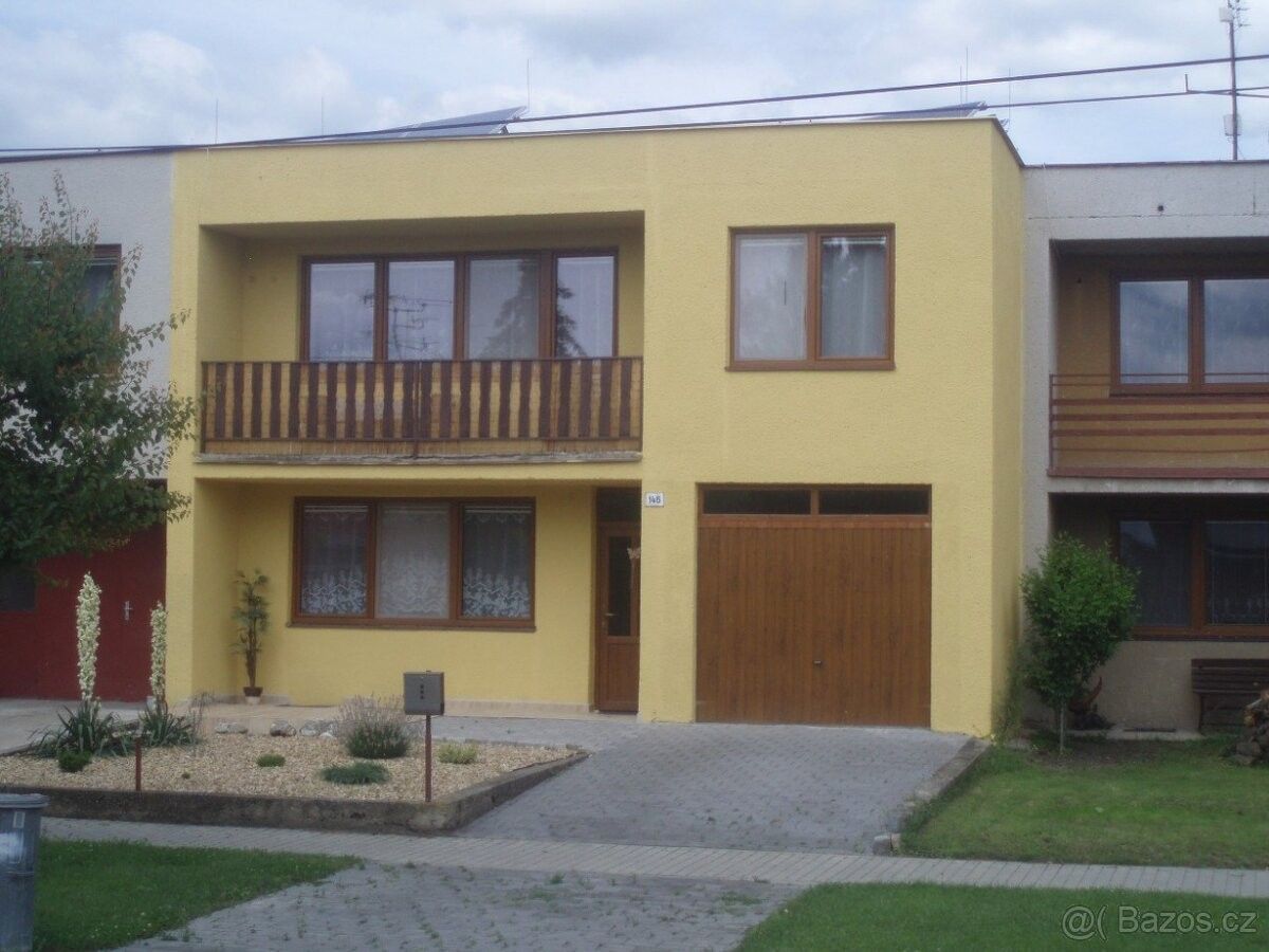 Rodinné domy, Pasohlávky, 691 22