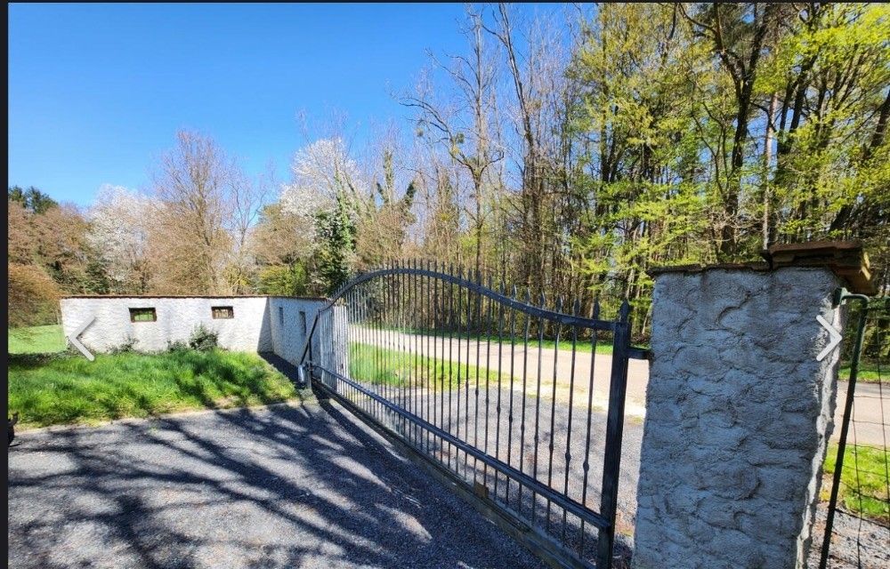 Prodej rodinný dům - 987 66, Zahraničí