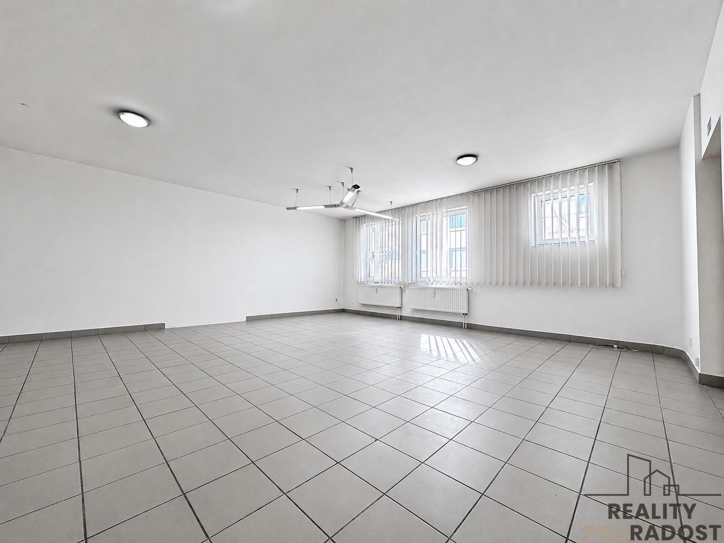 Kanceláře, Národní třída, Hodonín, 52 m² - 2