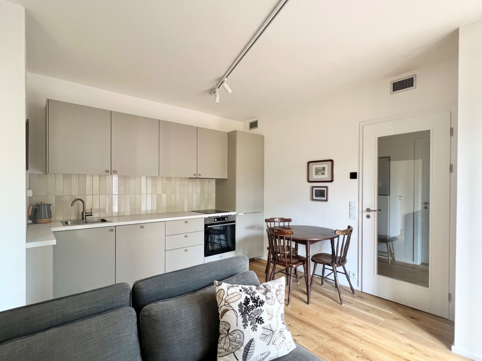 3+kk, U Komína, Praha - Radlice, 54 m² - 2