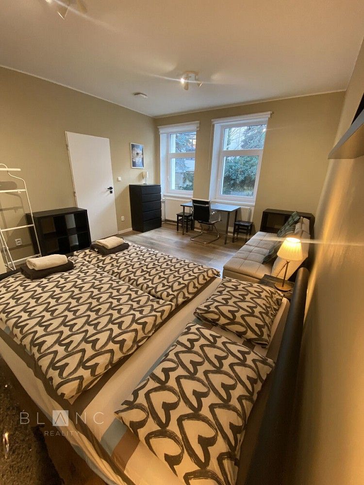 1+1, Bělohorská, Praha 6 - Břevnov, 38 m² - 2