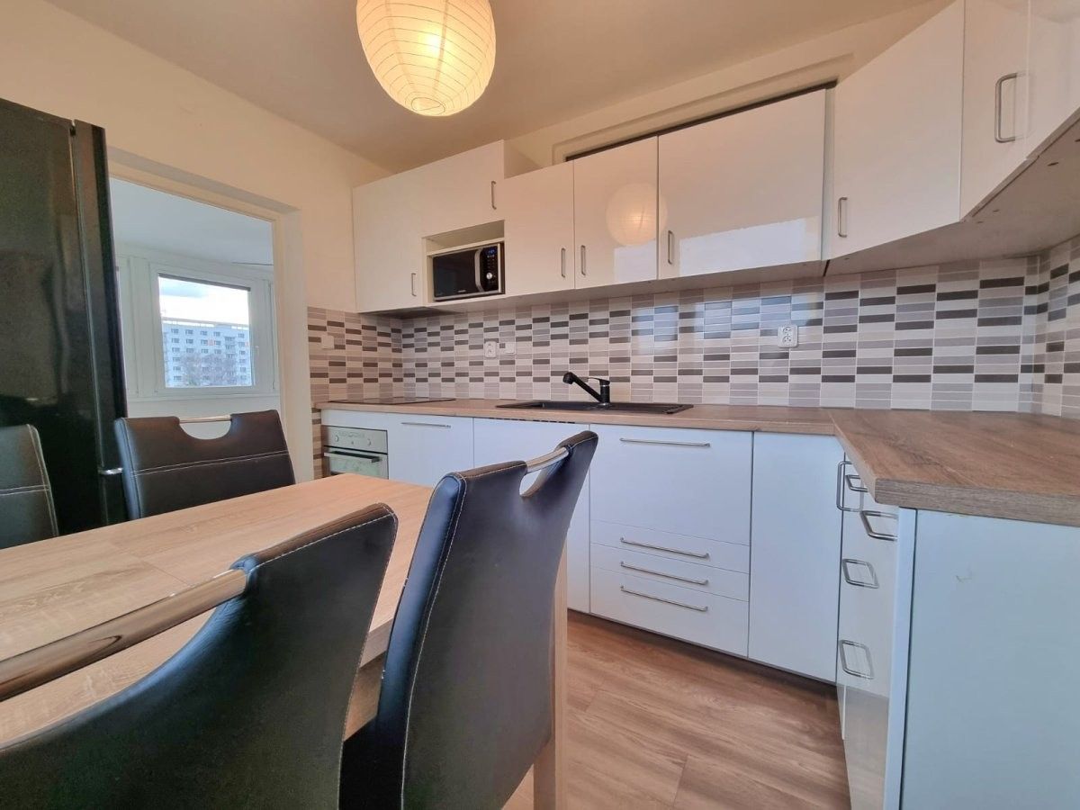 2+1, Urxova, Hradec Králové, 55 m²