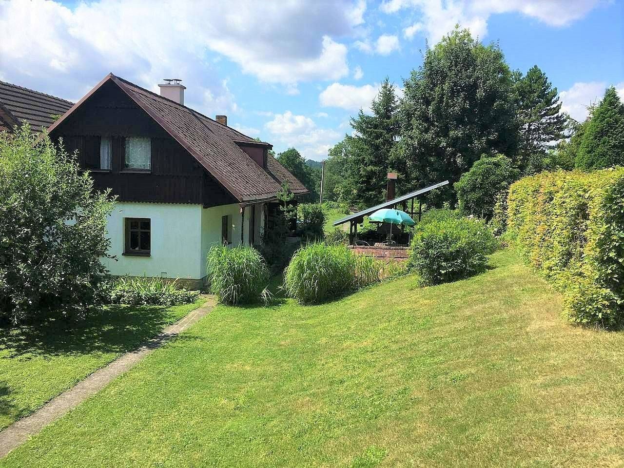 Chaty, Velký Vřešťov, Královéhradecký kraj - 1