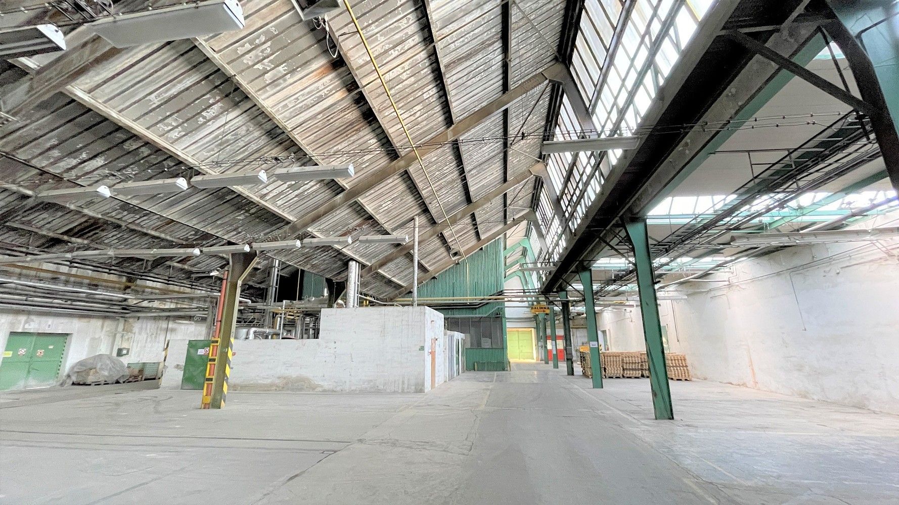 Pronájem sklad - Postoloprtská, Louny, 4 500 m² - 5