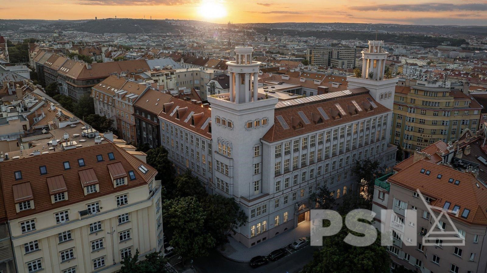 Pronájem restaurace - Fibichova, Praha, 733 m²