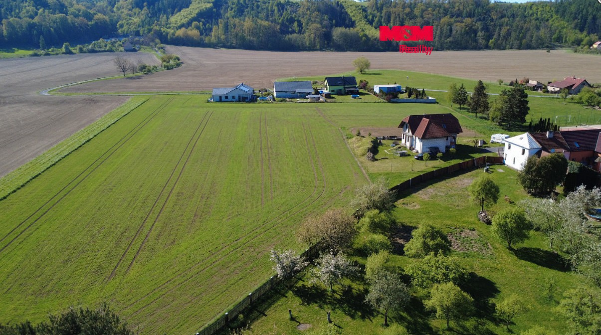 Pozemek pro bydlení, 6 074 m²