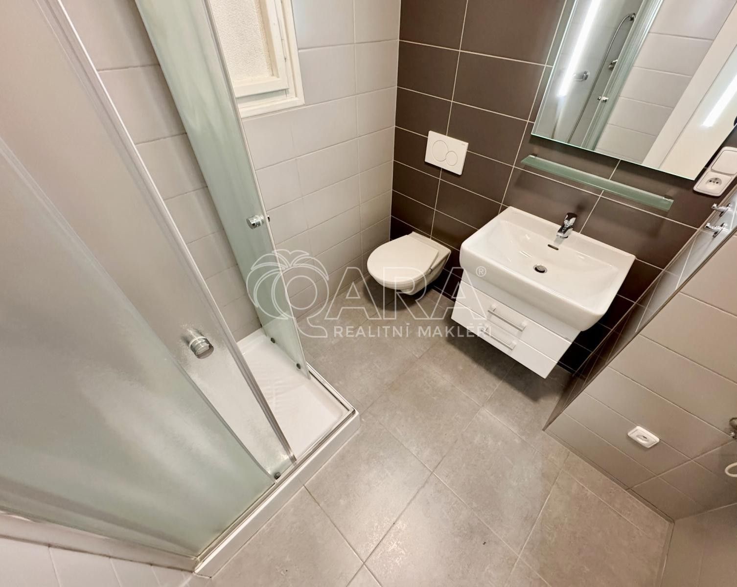 Pronájem byt 2+kk - náměstí Interbrigády  , Praha, 41 m² - 5