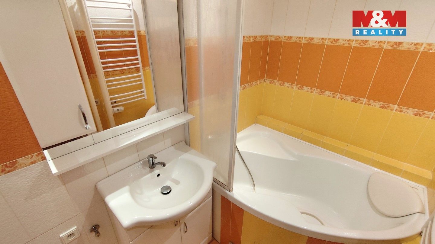 Pronájem byt 2+1 - M. G. Dobnera, Most, 54 m²