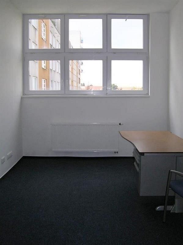 Kancelář, 14 m²