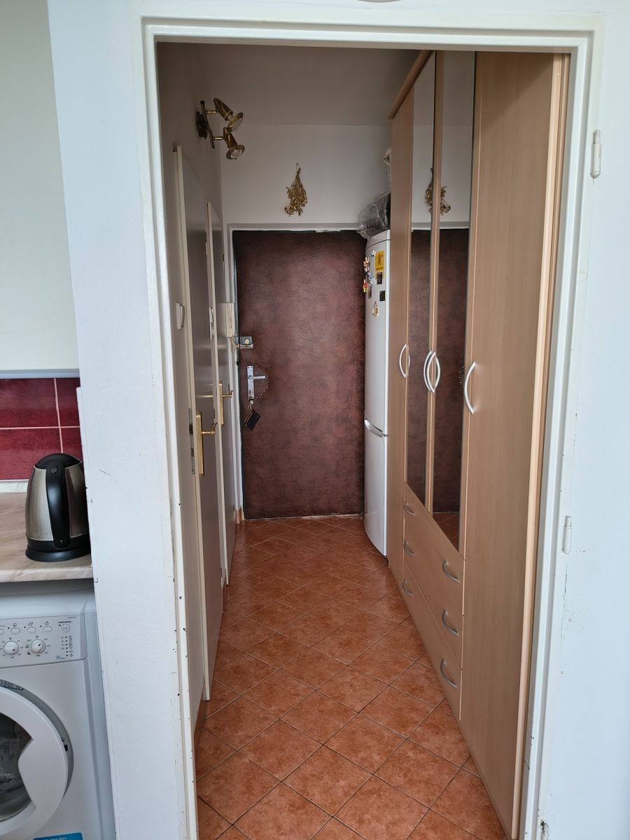 1+kk, Hostýnská, Praha - Malešice, 27 m² - 2
