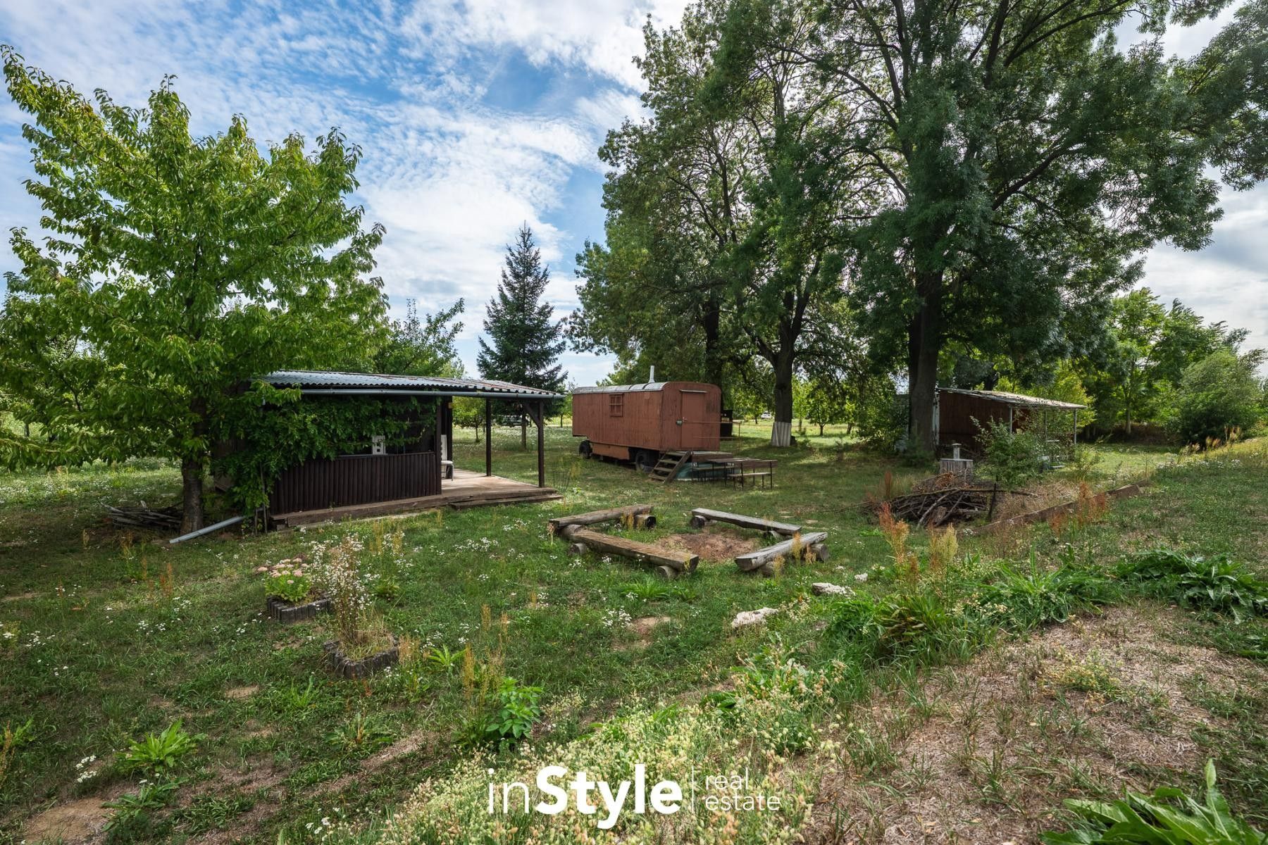 Prodej zahrada - Dlouhá, Uherský Ostroh, 1 689 m² - 2