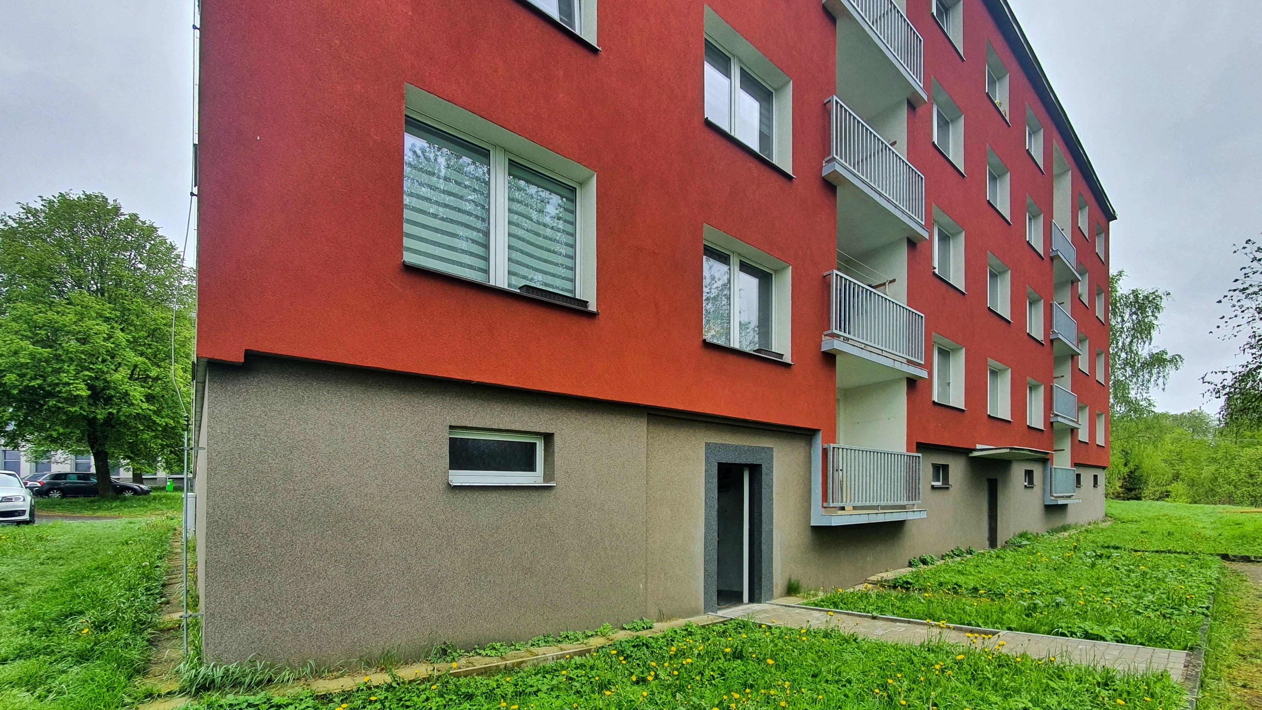 Byt, 80 m²