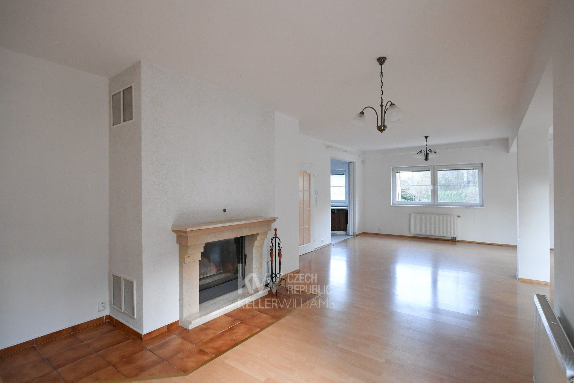 Pronájem rodinný dům - K vinicím, Praha, 251 m²