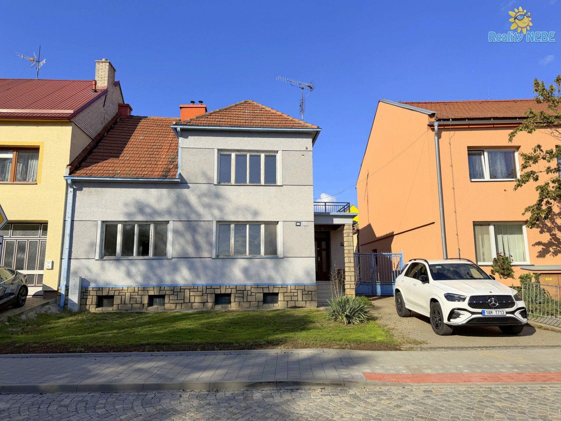 Rodinné domy, Sokolská, Hluk, 150 m² - 1
