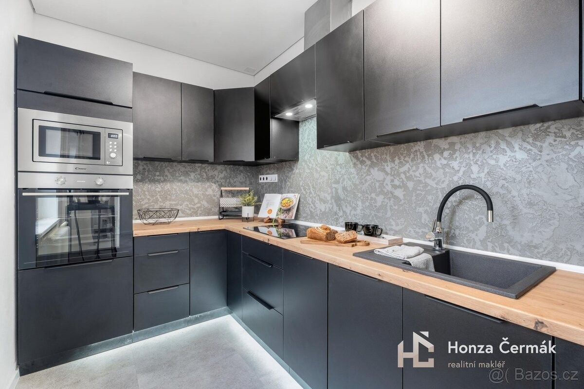 Byty, Olomouc, 779 00