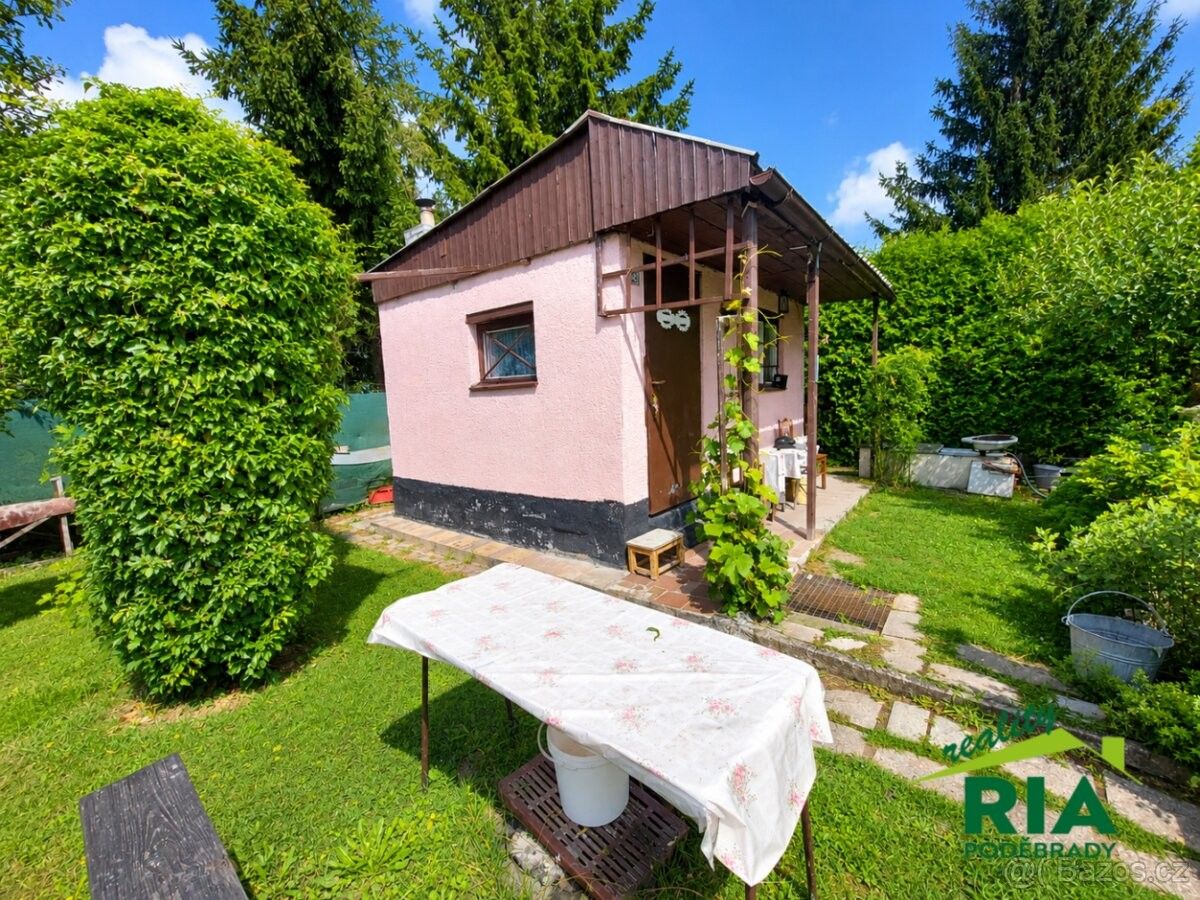 Chaty, Nymburk, 288 02 - 1