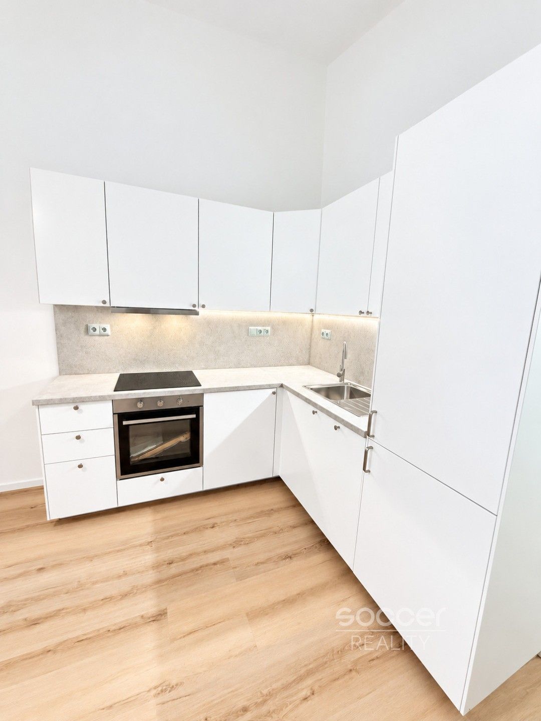 Pronájem byt 2+kk - Nitranská, Praha, 54 m² - 5