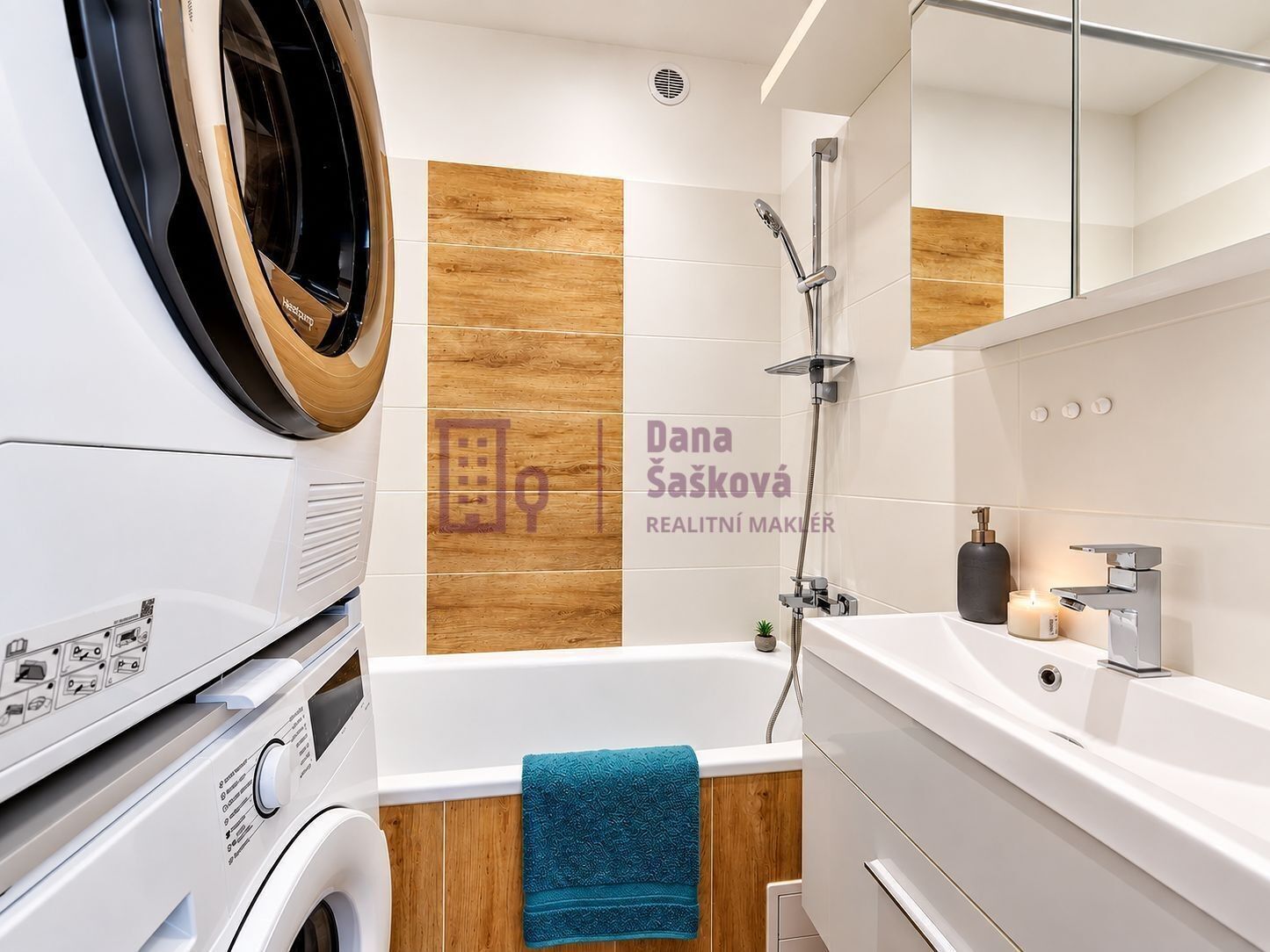 Byt 3+1 · 65 m² · sídliště Vajgar 551, Jindřichův Hradec III - 4
