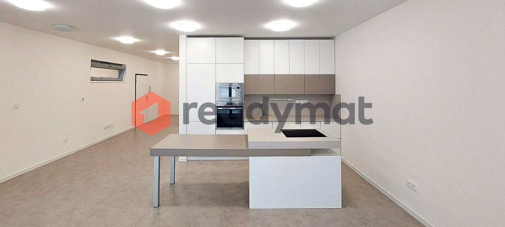 Pronájem byt 1+kk - Výstavní 4470, Hodonín, 71 m² - 5