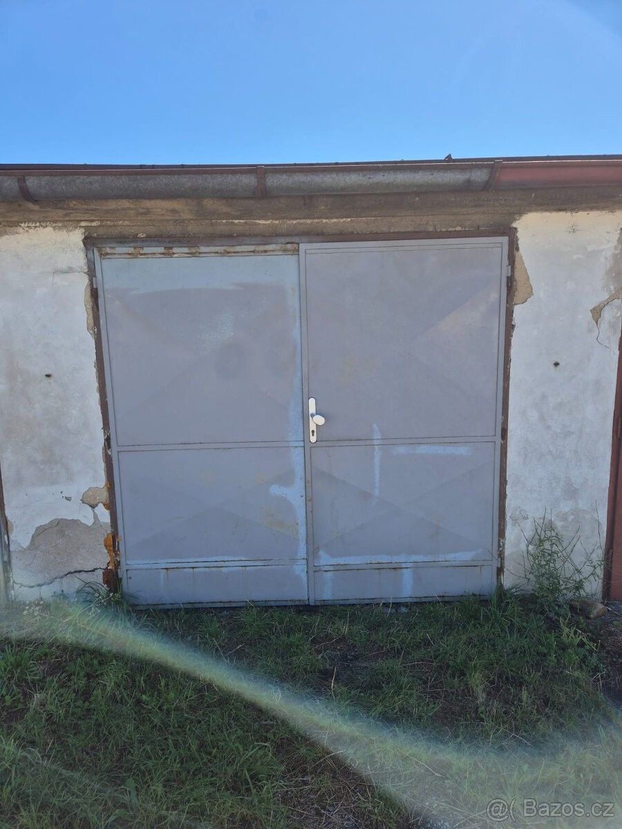 Garáže, České Budějovice, 370 04