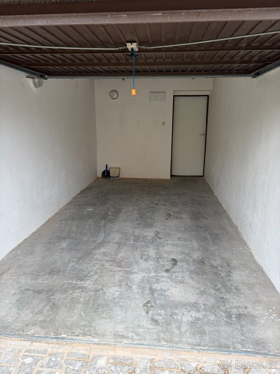 Garáž · Bzenec, 696 81 - 4