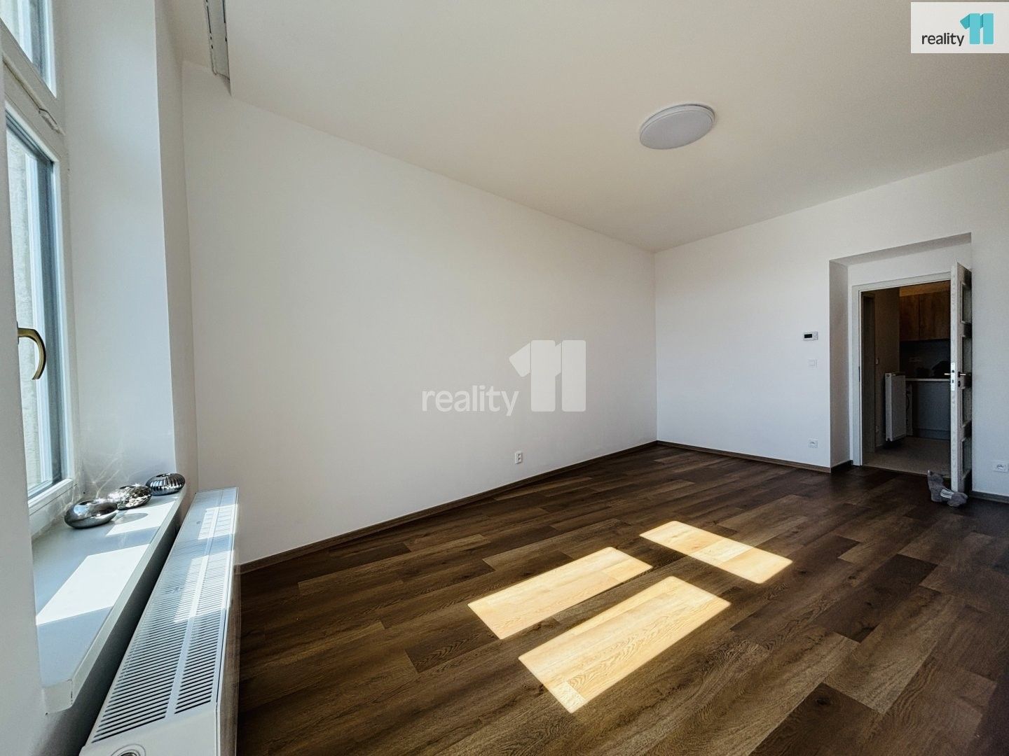 Byt 1+1 · 37 m² · Krymská, Praha - 3