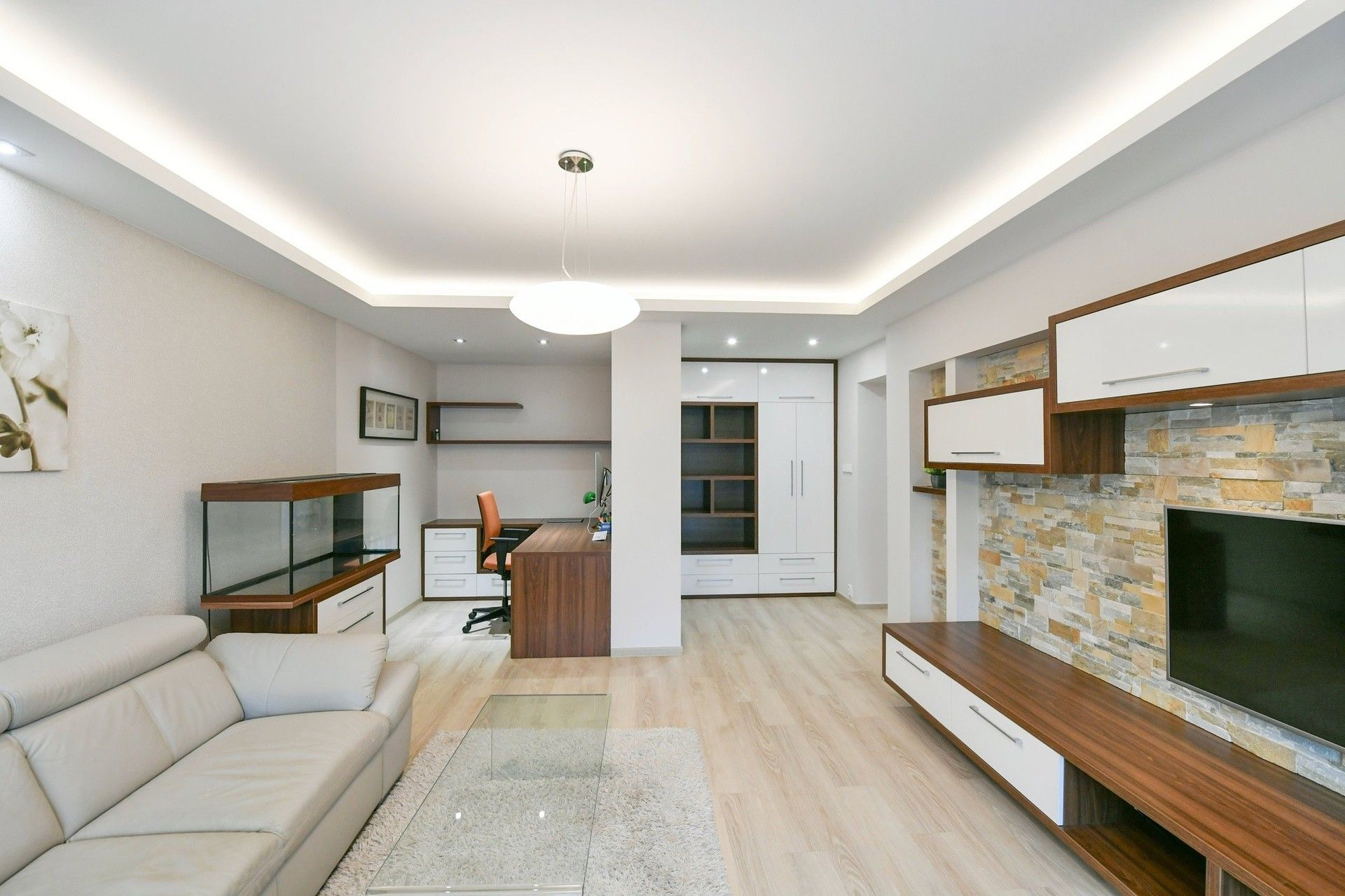 Byt 2+1 · 74 m² · Národní obrany 984, Praha Bubeneč - 3