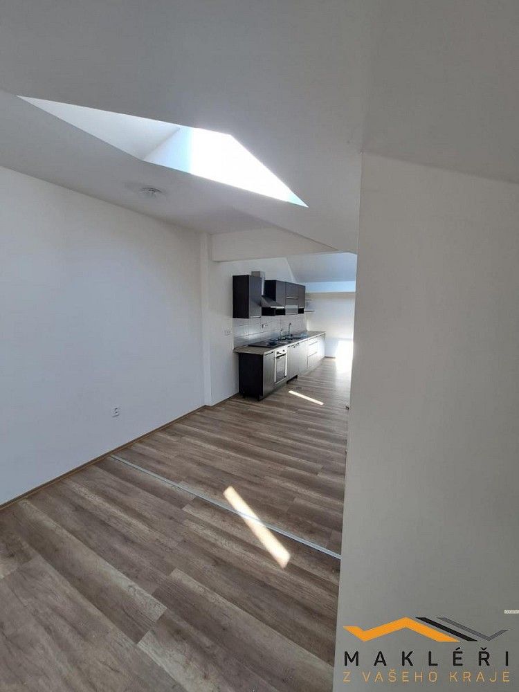 4+kk, nám. Svat. Čecha, Prostějov, 100 m² - 2