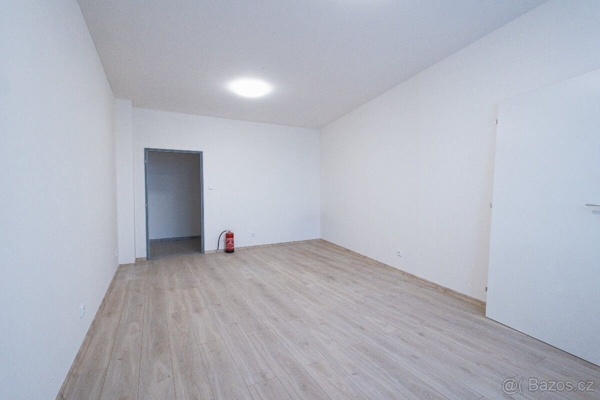 Pronájem kancelář - Teplice, 415 01