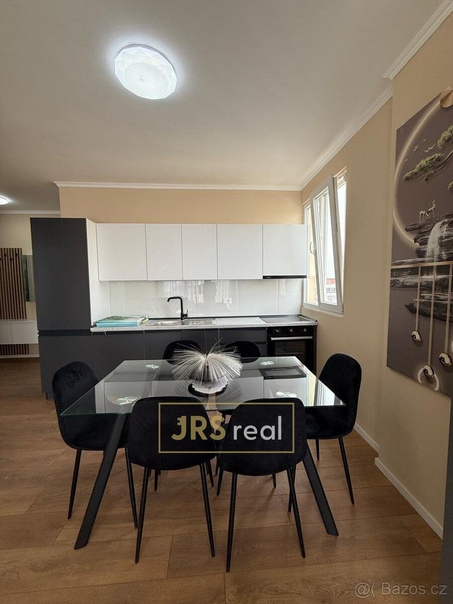 Byty, 987 66, Zahraničí