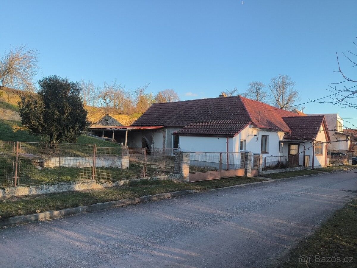 Rodinné domy, Moravské Budějovice, 676 02