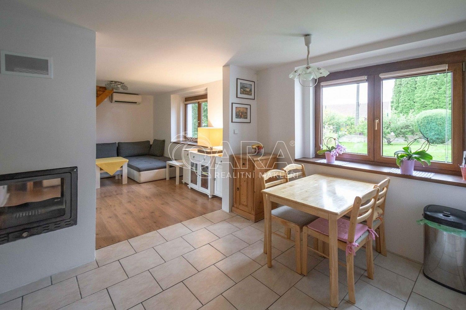 Rodinné domy, Hostín, okres Mělník, Středočeský kraj, 204 m² - 2