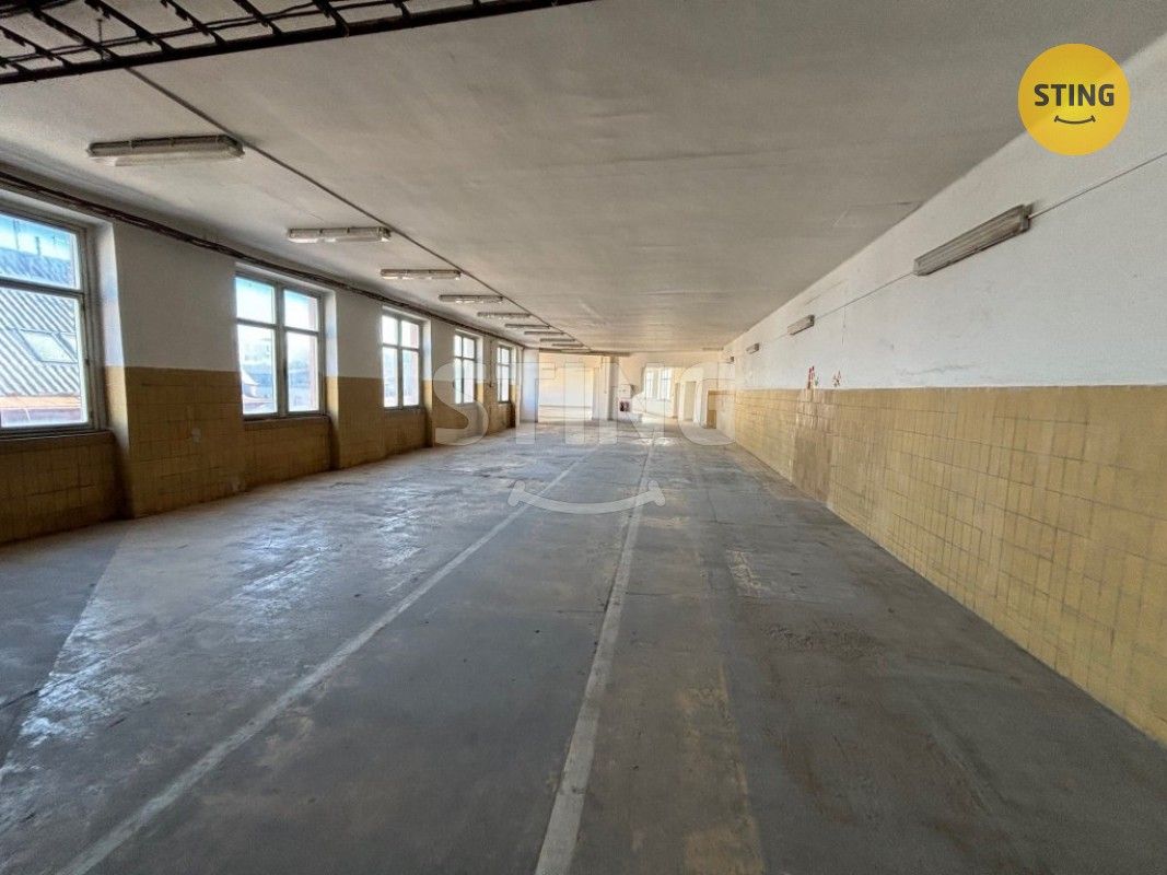 Sklady, Opava, 746 01