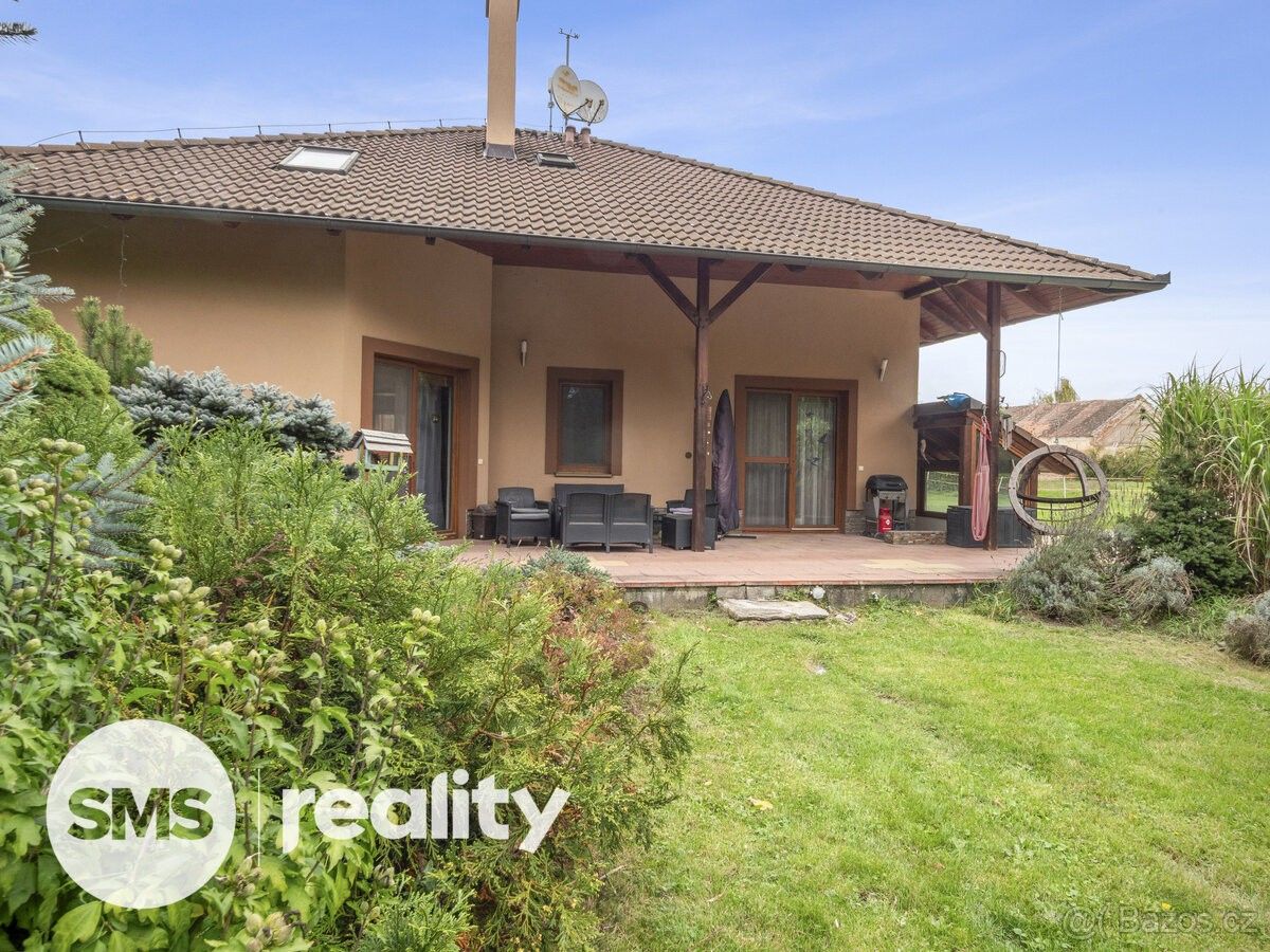 Rodinné domy, Horní Dunajovice, 671 34