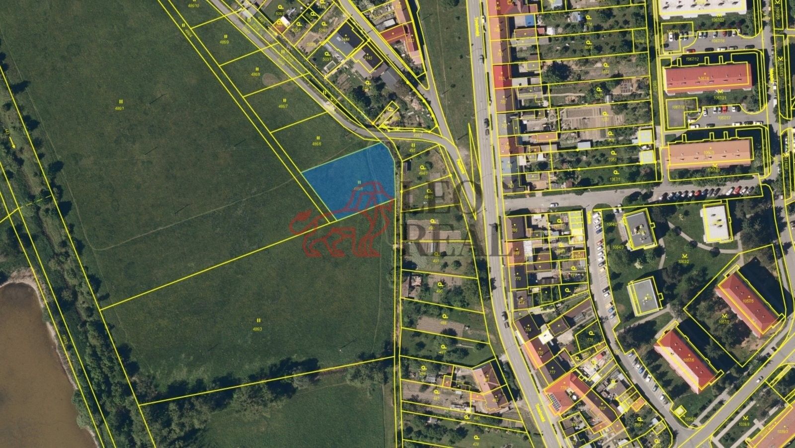 Louky, Tovačovská, Chropyně, 1 237 m²