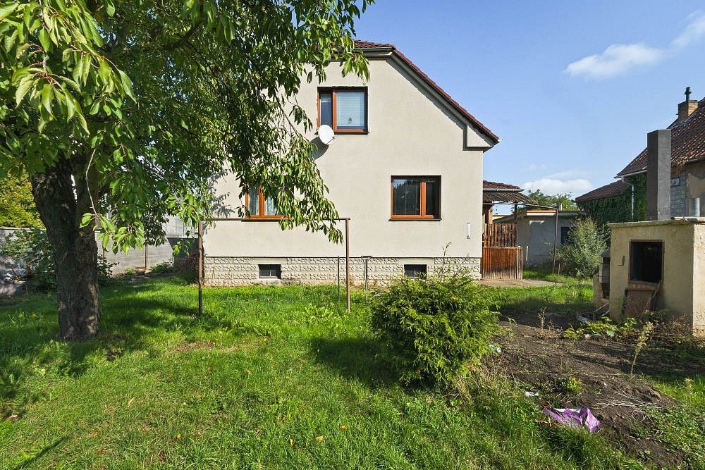 Rodinný dům · 196 m² · Praha - Běchovice, okres Praha 21, Hlavní město Praha - 4