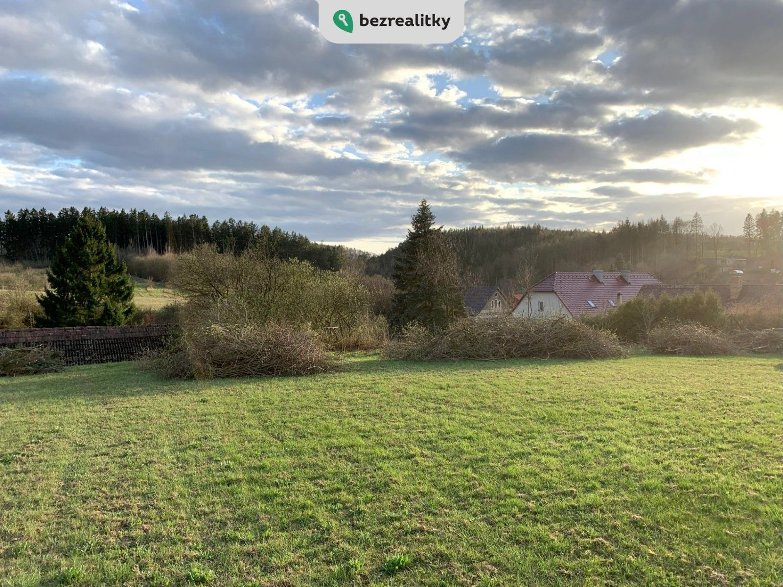 Pozemky pro bydlení, Střemošice