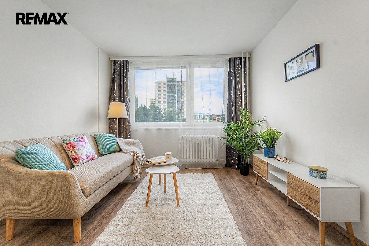 Prodej byt 2+kk - Praha - Střížkov, okres Praha 8, Hlavní město Praha, 45 m² - 1