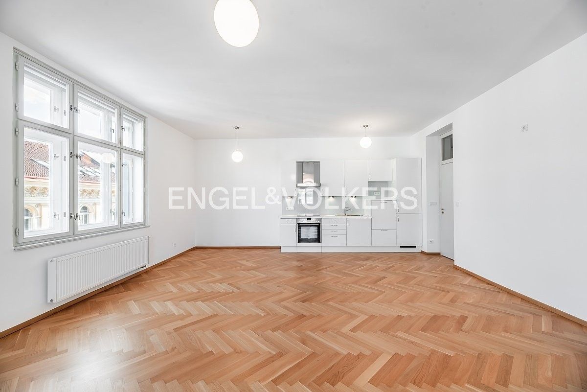 2+kk, Balbínova, Praha, 101 m²