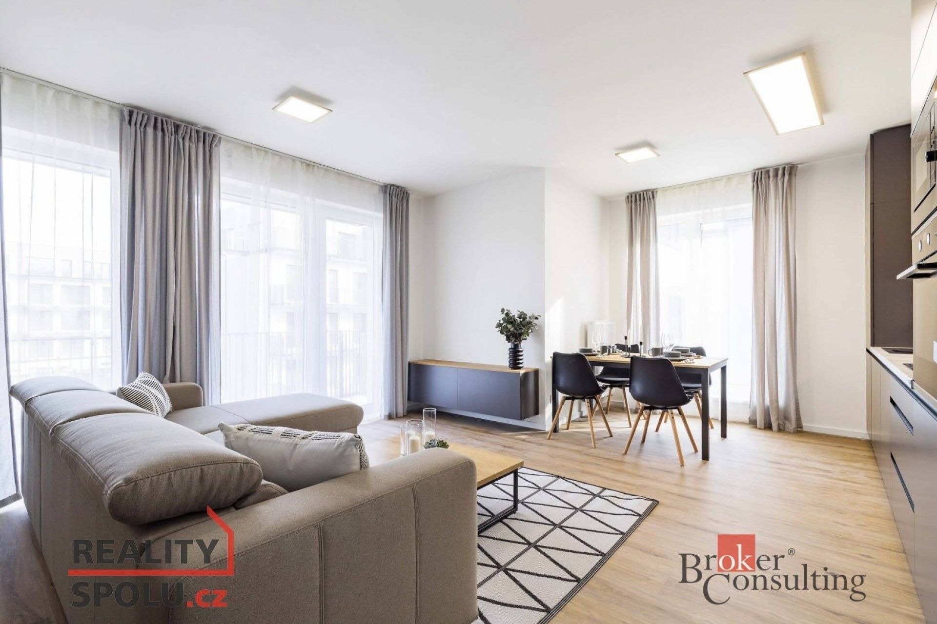 Pronájem byt 3+kk - Ke křížku, Kladno, 80 m²