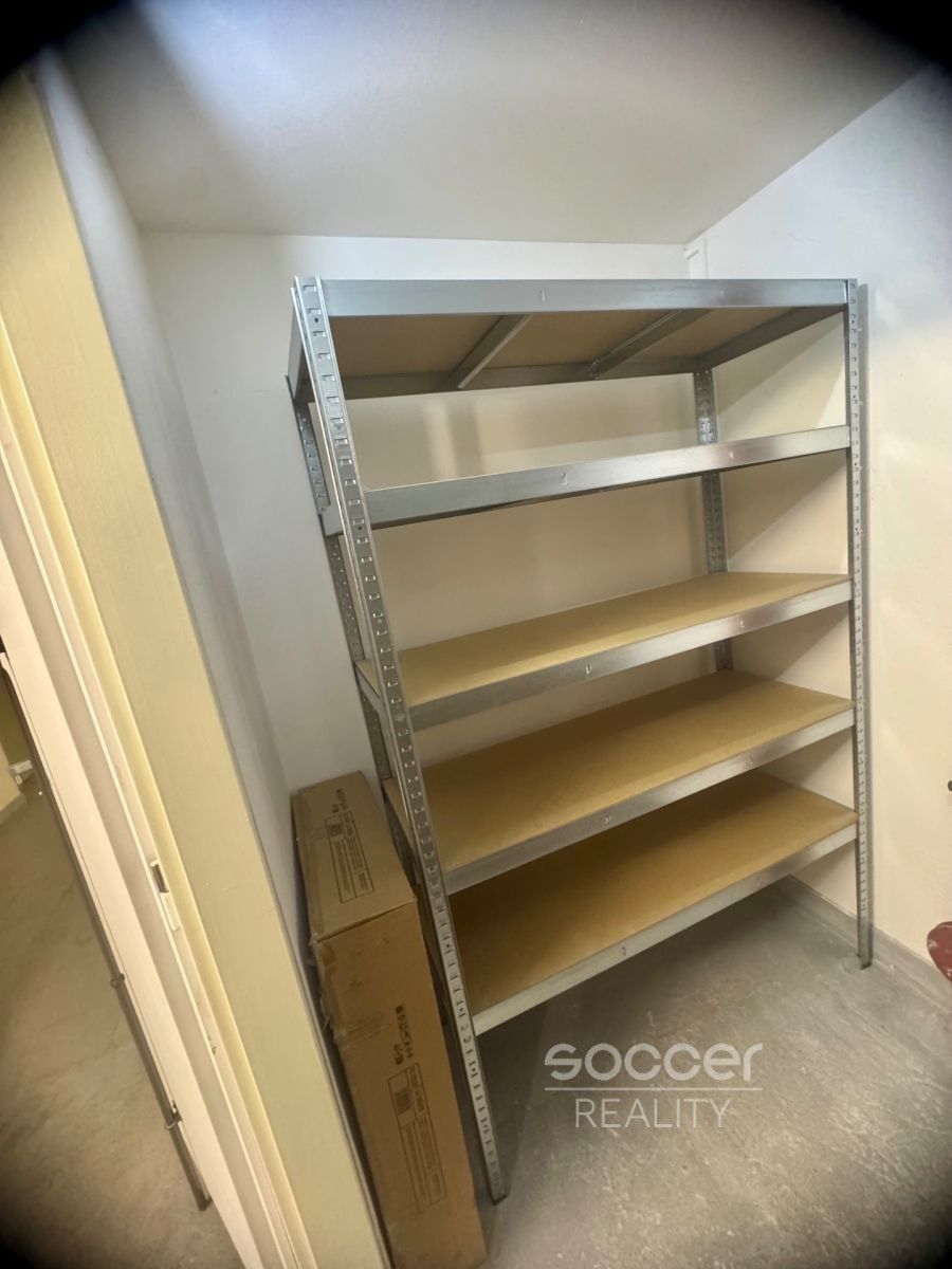 Pronájem sklad - Střížkov, metro Praha, 3 m²