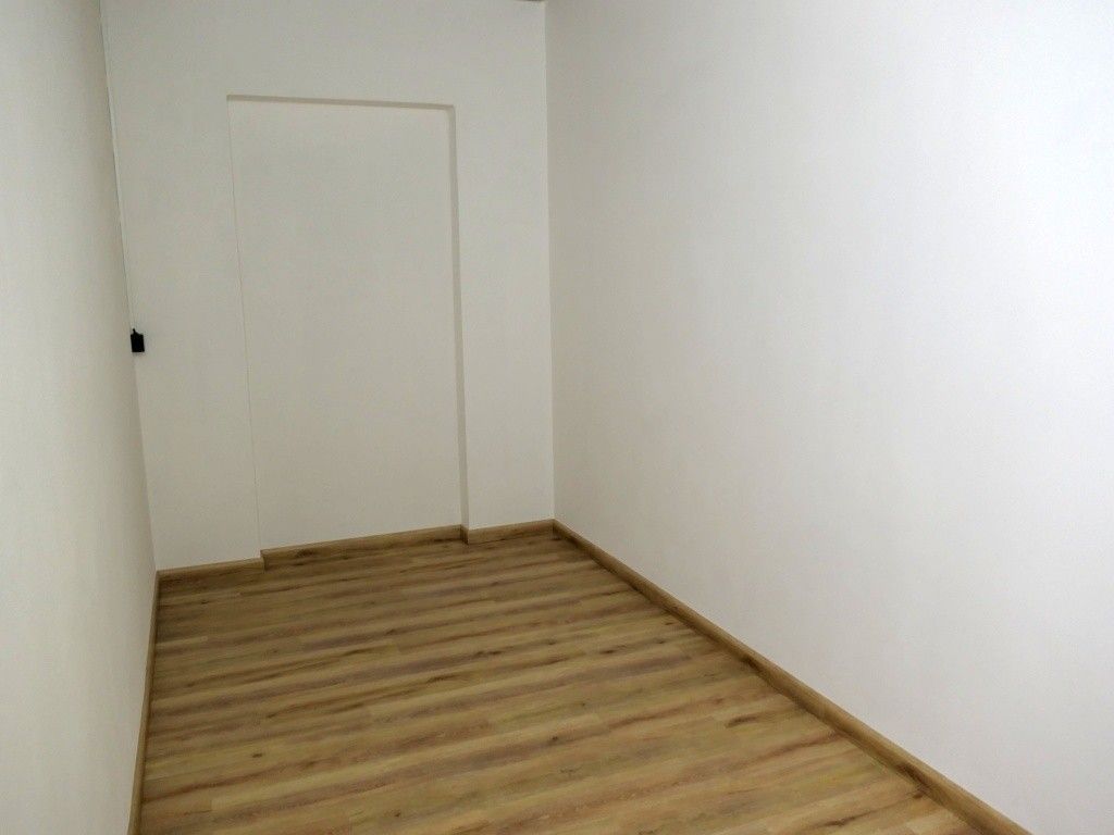 Sklady, České Budějovice, 370 01 - 1