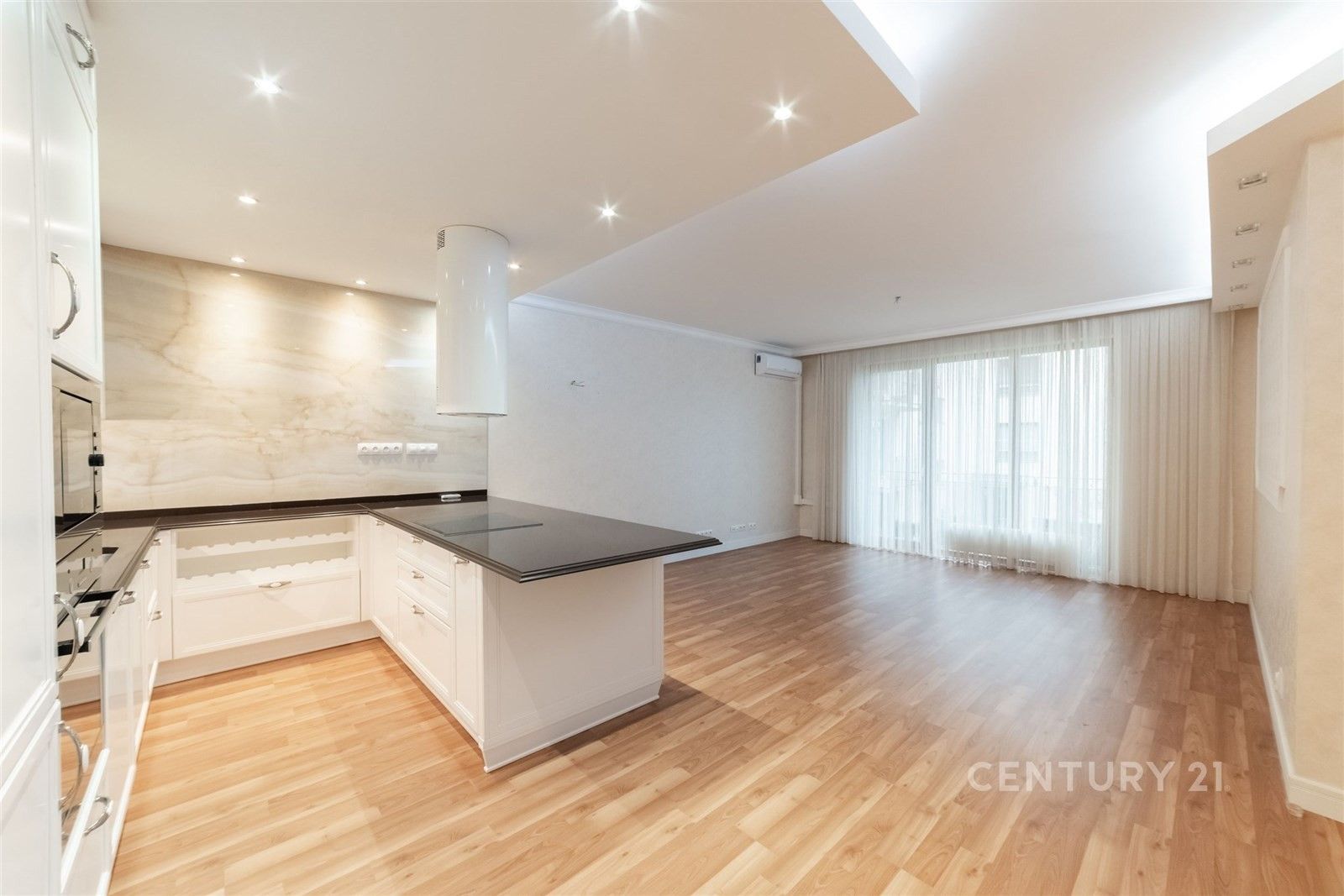 Pronájem byt 2+kk - Márova, Praha, 68 m²