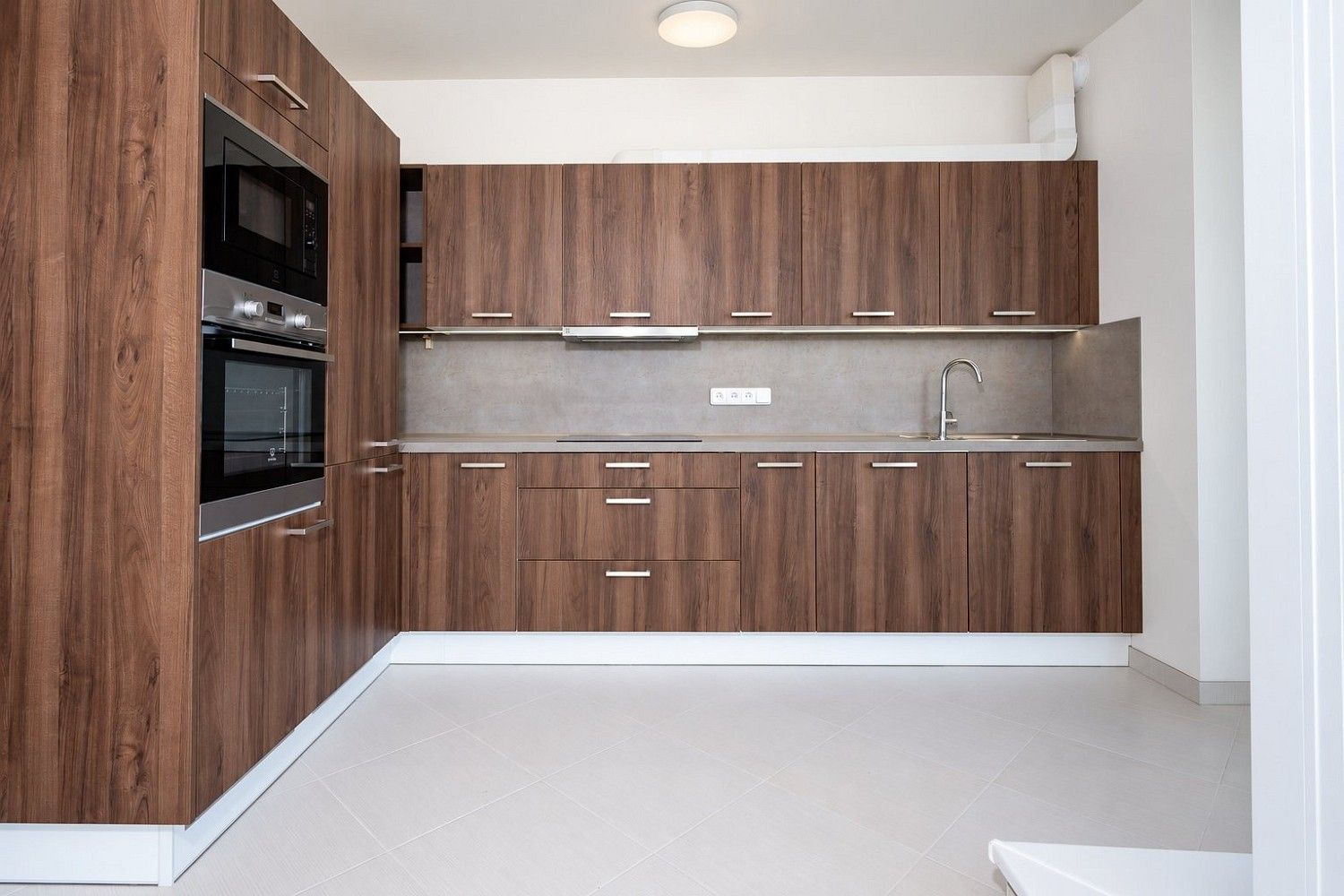 2+kk, Poděbradská, Praha 9 - Hloubětín, 53 m² - 1