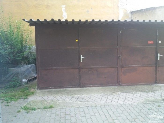 Pronájem garáž - Körnerova, Brno, Zábrdovice, 16 m²