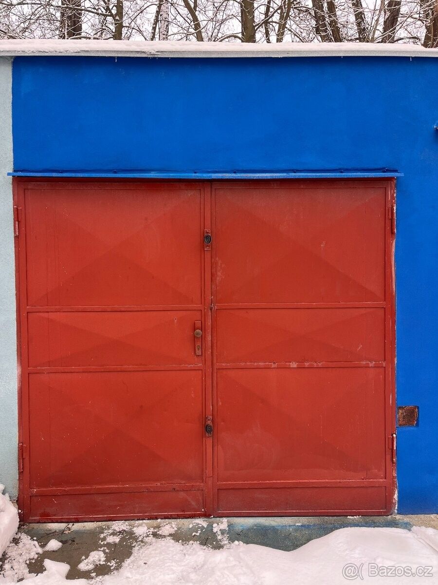 Garáže, Chomutov, 430 03