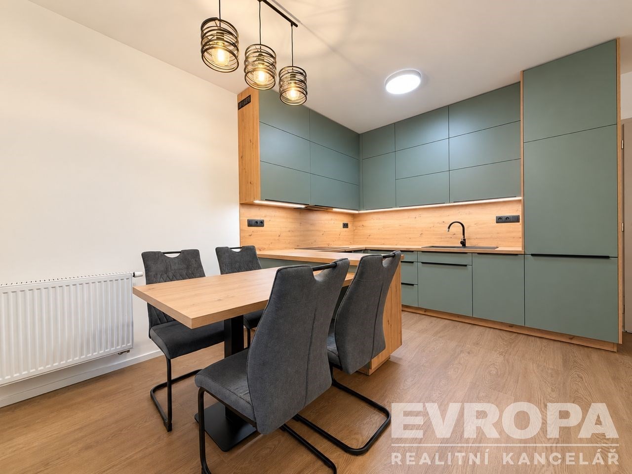 Pronájem byt 2+kk - Na Střezině, Hradec Králové, 51 m² - 2
