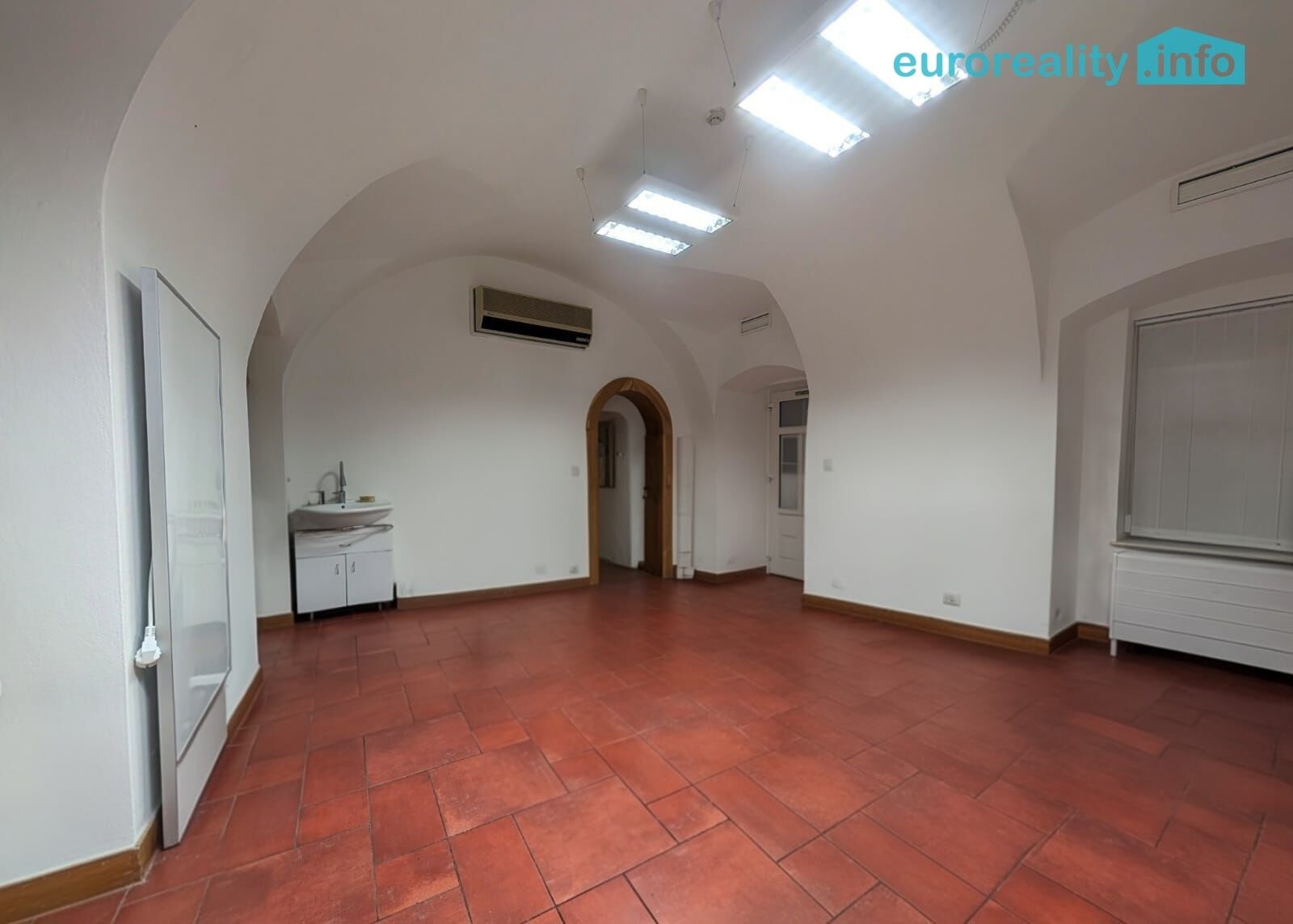 Obchodní prostory · 50 m² · Zbrojnická, Plzeň Vnitřní Město - 3