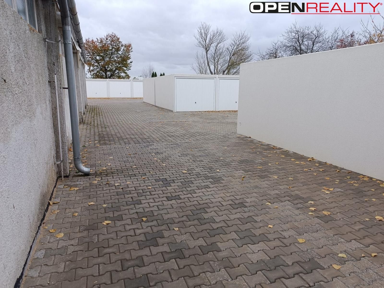 Pronájem garáž - Pohořelice, Brno-venkov, 18 m²