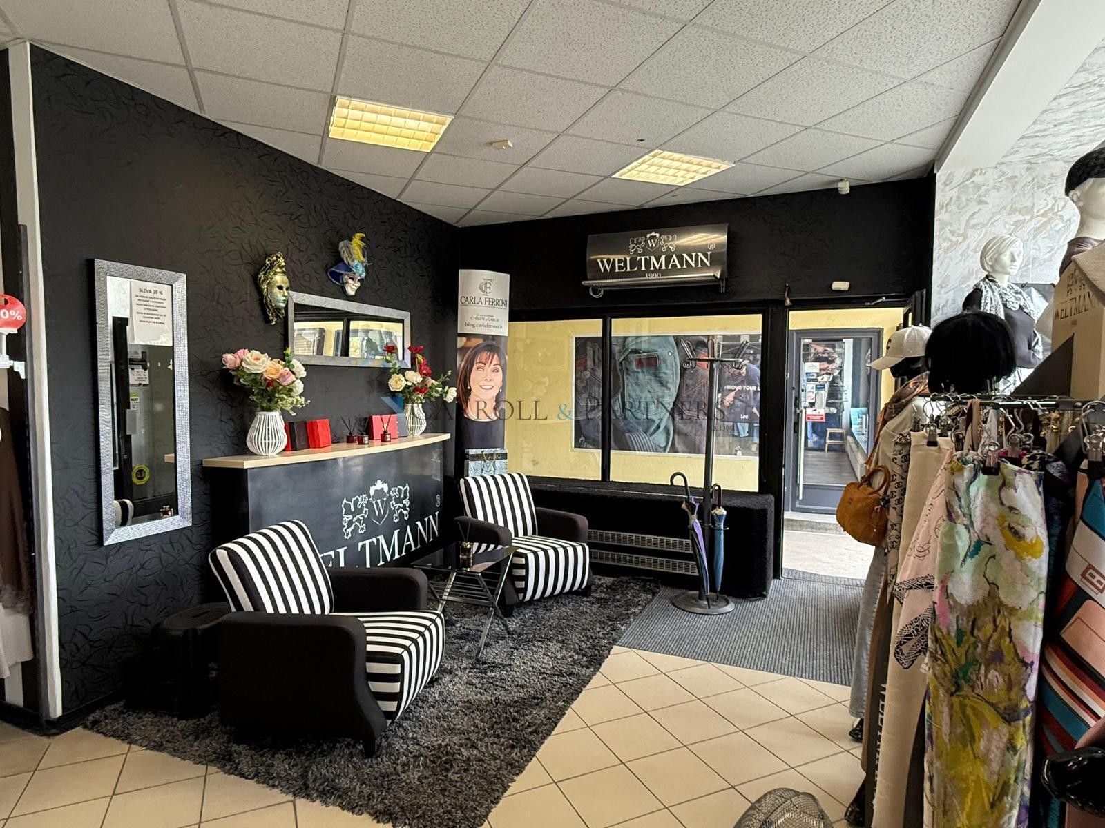 Obchodní prostory, Zámecká, Ostrava, 69 m² - 1